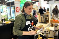 De danske virksomheder har Ø-mærket i ryggen på fagmessen BioFach. Danmark er kendt for en grundig, statslig økologikontrol og høj fødevaresikkerhed.