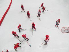 Indvielsen blev blandt andet fejret med fælles opvisning fra foreningerne.