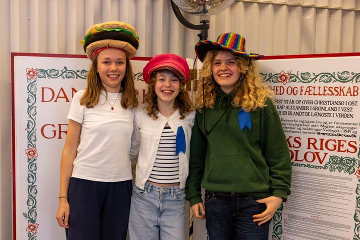 Skoleelever til demokratiskfest på Københavns Professionshøjskole