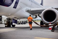 Check ind hjemmefra: Hvis dit flyselskab tilbyder online check-in, sparer du tid i lufthavnen.