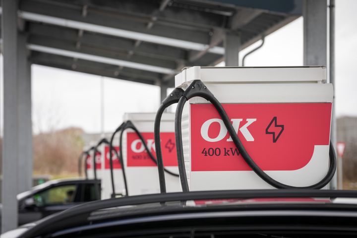 Hvis man kører økonomisk på sommerferien, går der lidt længere, inden det er nødvendigt at oplade elbilen.