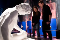 Skulpturen ’Den døende galler,’ er en kopi af en græsk statue fra ca. 330 f.v.t. og er sejrherrens billede på kelternes smertefulde nederlag.