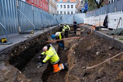 Arkæologer graver i Sct. Olufsgade