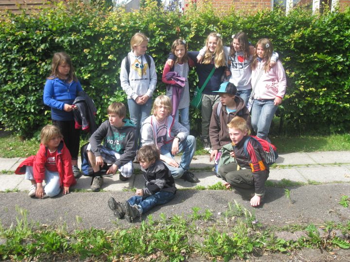 Seks danske og seks tyske skoler inviteres til et udviklingsseminar i Plön, Slesvig-Holsten, den 9.-10. oktober 2025. Her skal lærere og elever fra 5. klasse med faglig støtte fra danske og tyske eksperter udvikle idéer til fælles lejrskoler i 2026.