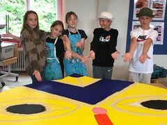 250 børn fra Næstved Kommune var i 2021 med i ”Børnenes Gavlmaleri,” som resulterede i et sort, fællesskabt værk. Børnenes Gavlmaleri kan opleves på hjørnet af Kvægtorvet og Grønnegade.