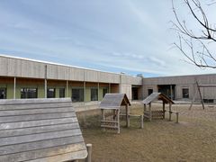 Sidst der blev bygget en ny daginstitution i Næstved Kommune var i 2025, hvor Svanereden åbnede i Stenlængegårdsområdet i den østlige del af Næstved. Institutionen er svanemærket og har plads til 120 børn.