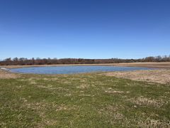Arbejdet for at genskabe naturen og det tidligere landskab har stået på siden januar. Her er blandt andet etableret seks søer og vandhuller fra tidligere tider.
