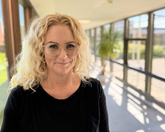 Vores hverdag kommer til at se anderledes ud nu, fordi vi kan varetage et mere stabilt behandlingsforløb for hver enkelt borger, siger Tanya Marlene Frederiksen, social- og sundhedsassistent og praktikvejleder på akutpladserne på Marskvej 20B i Næstved.