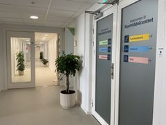Næstved Rusmiddelcenter tilbyder gratis og anonym hjælp til borgere med udfordringer med alkohol eller andre rusmidler. Fra 1. juni er der én samlet indgang til hjælpen.