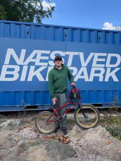 Talentprisen gik i 2025 til Anders Jørgensen, Jonas Lykkebo og Marinus Simmelhag for deres engagement i og udvikling af Næstved Bikepark. På billedet er det Anders Jørgensen.
