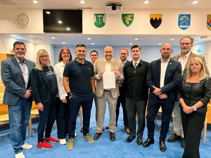 Budget 2027 er indgået mellem Venstre, Det Konservative Folkeparti, Liberal Alliance, Dansk Folkeparti, Danmarksdemokraterne og Githa Nelander, Udenfor Parti. Foto: Næstved Kommune