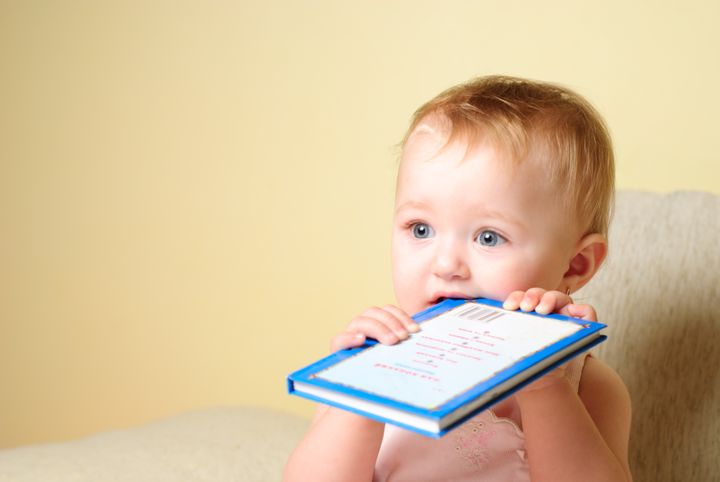 Hvad skal du læse med din baby? Få gode tips til Babybogklub hos Mødrehjælpen.