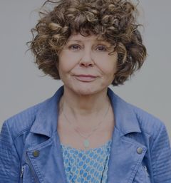 For 10. gang gæster Liselotte Wiemer Næstved Bibliotek med boganbefalinger.