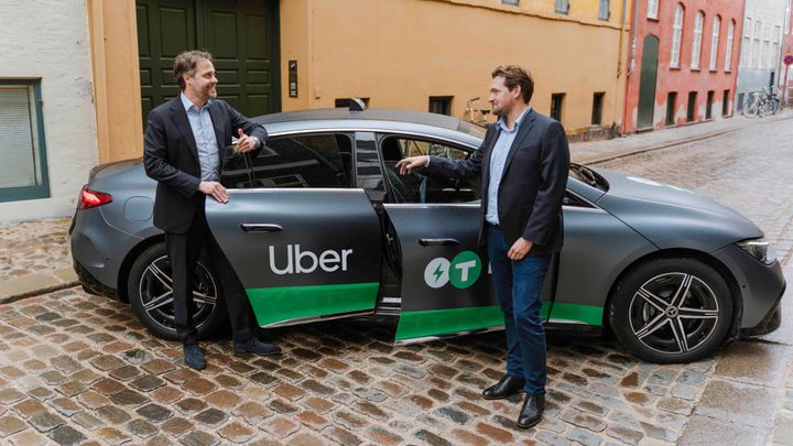 Maurits Schönfeld, General Manager Northern Europe at Uber and Carsten Aastrup, CEO of Dantaxi