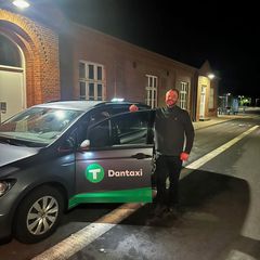 Et af årets højdepunkter i taxibranchen er afgjort Smukfest, mener vognmand i Dantaxi Ajdin Terzic.
