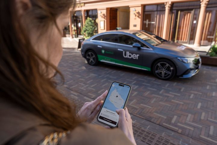 Mange af de besøgende til årets Folkemøde på Bornholm valgte at benytte Uber-appen til at bestille taxi.