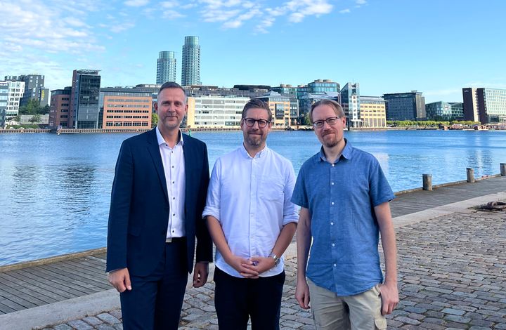 Fra venstre: Jakob Brandt (adm. direktør, SMVdanmark), Niels Wetterberg (direktør, Games Denmark) og Søren Lundgaard (bestyrelsesformand, Games Denmark)