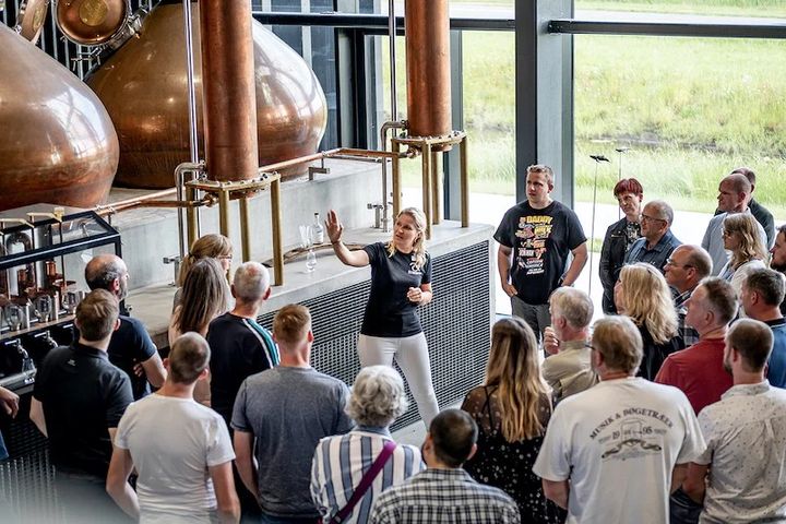Rundvisning hos Stauning Whisky