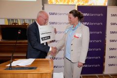 Niels Techen (formand for SMVdanmark) og Marie-Louise Brehm Nielsen (borgmester, Lolland Kommune).