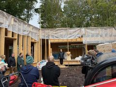 ”Naturhuset er et eksempel på, hvordan Københavns Ejendommes miljøkrav, brugerønsker og arkitekternes visioner tilsammen understøtter hinanden,” siger arkitekt Johnny Svendborg fra Svendborg Architects, som har tegnet huset.