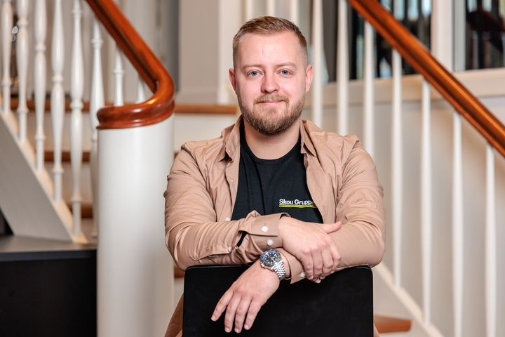 Som byggeleder hos Skou Gruppen varetager Anders Møller en række opgaver under de nye rammeaftaler med Region Hovedstaden samt et større projekt på Høvelte Kaserne for Forsvaret.