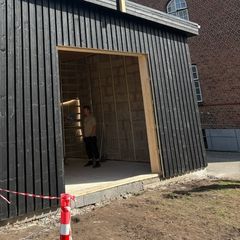 "Hempcrete er med til at reducere det konkrete byggeris samlede CO2-aftryk markant," siger Skou Gruppens viceadm. direktør Jesper Nicolaisen.