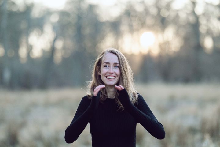 ”Jeg følte, at det var mig, der var noget galt med, men det er jo helt forkert, at det er os pårørende, der skal gå rundt med de tanker og følelser,” fortæller skuespiller Sarah Werner.