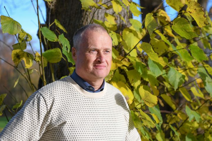 Bo Melander blev udnævnt som professor i ukrudtsvidenskab ved Institut for Agroøkologi, Aarhus Universitet d. 1. november 2023.