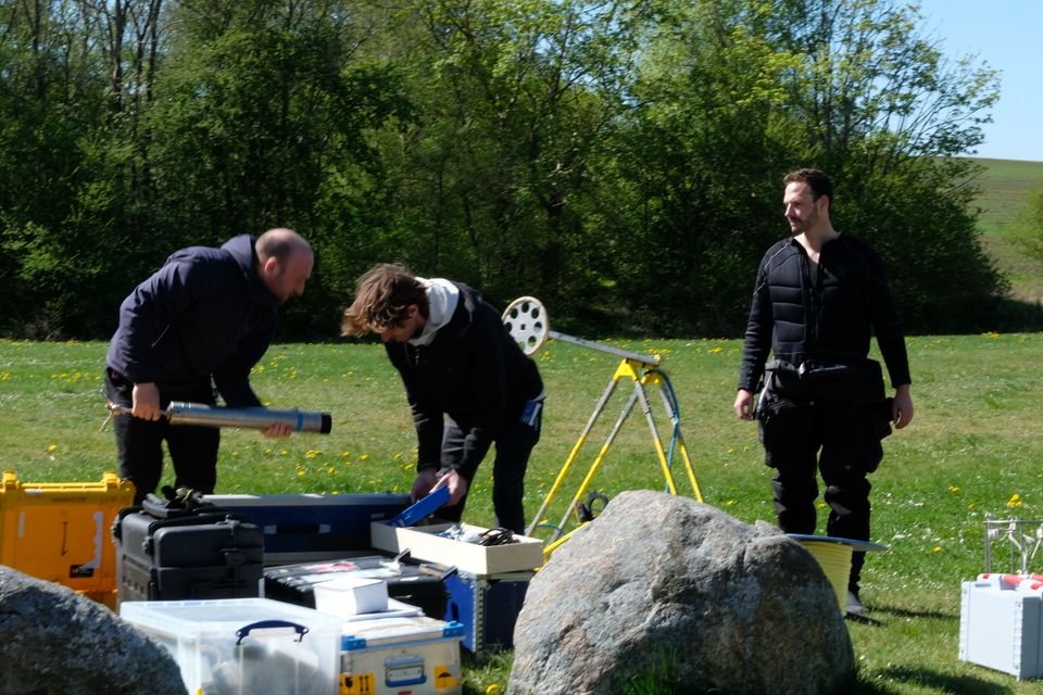 Dykkere, forskere og droner undersøger kvælstof i Roskilde Fjord ...