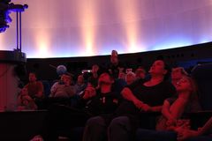 Oplev rumskrot og stjerner i Planetariet på Steno Museet