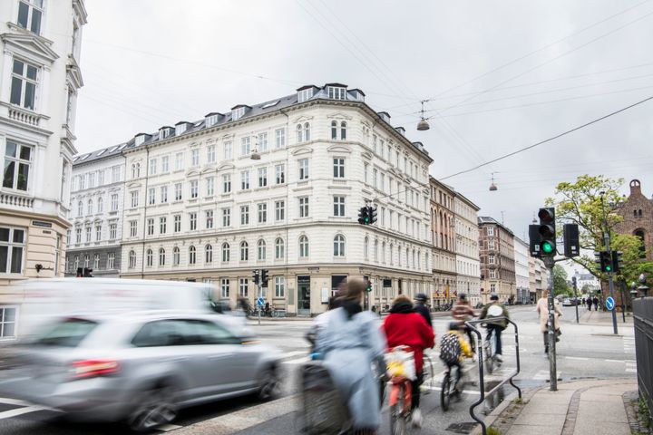 Seniorer vælger realistisk set lejeboligen som deres foretrukne næste bolig, viser en ny analyse.