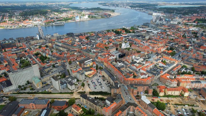 EjendomDanmark mener, at regeringens forslag om et krav til ejerboliger ved nybyggeri kan bremse opførelsen af de boliger, der er behov for.