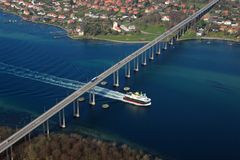 Betonen på Svendborgsundbroen trænger flere steder til en kærlig hånd. Foto: Vejdirektoratet.