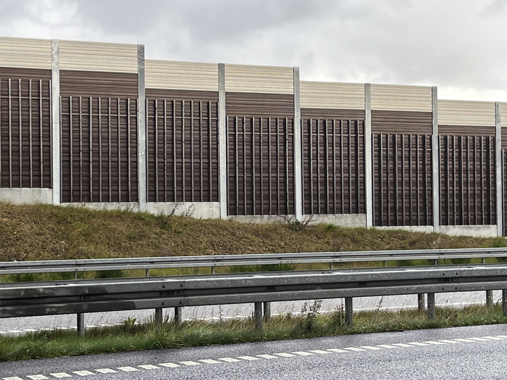 Foto viser udseende på den kommende støjskærm. Foto: Vejdirektoratet