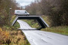 Pebringsvej i Hedensted Kommune er spærret ved E45 Østjyske Motorvej fra 3. januar til juli 2024. Foto: Vejdirektoratet