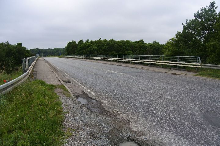 Broen, der fører Omfartsvejen over E20-motorvejen, blev bygget i 1973. Foto: Vejdirektoratet