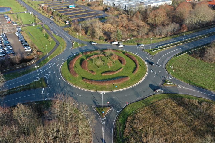 Vejdirektoratet begynder nu at ombygge flere rundkørsler på Universitetsboulevarden i Aalborg. Foto: Vejdirektoratet