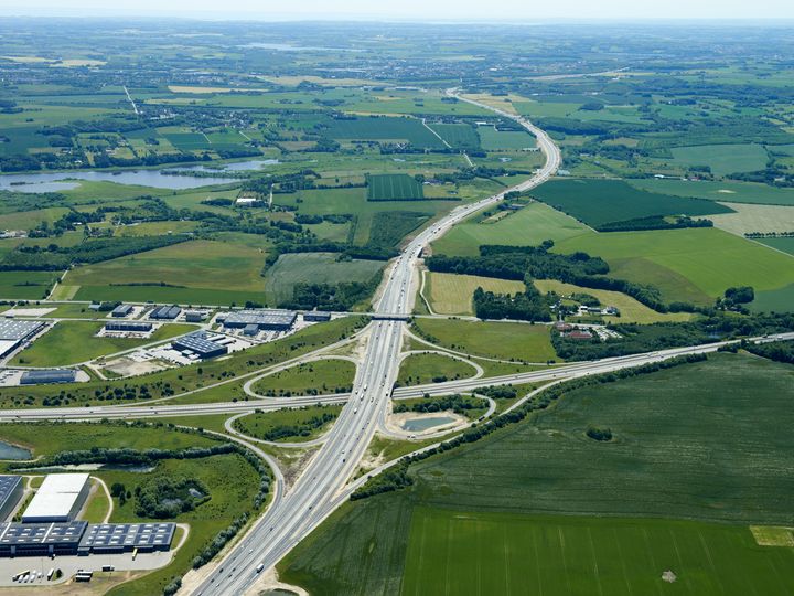 Ramperne i Motorvejskryds Aarhus V lukkes i længere perioder sommeren over, da der skal lægges ny asfalt.