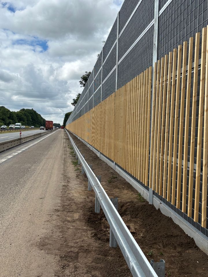 Ny støjskærm langs Taulovmotorvejen ud for Sdr. Vilstrup. Foto: Vejdirektoratet