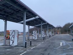 Ladepark ved rasteplads Skærup Øst, som drives af Norlys og OK. Foto: Vejdirektoratet