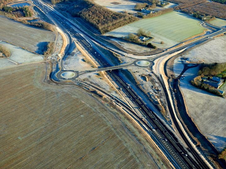 Spærringen af til- og frakørslen i sydgående opretholdes på grund af vintervejret en ekstra måned.