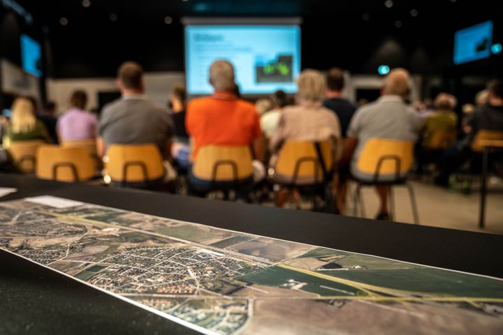 Foto fra informationsmøde for et af VEjdirektoratets anlægsprojekter