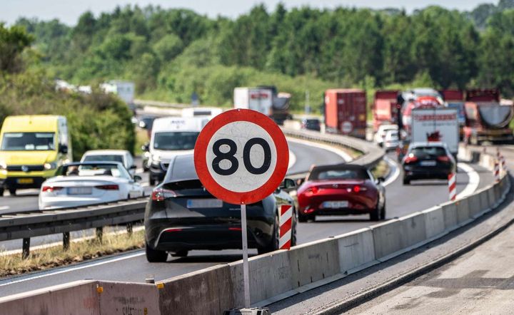 Motorvejen omkring Kolding skal udvides. Vejarbejdet giver forlænget rejsetid.