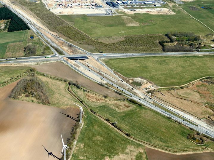 Roskildevej i Hillerød set fra luften i april 2026. Foto: Aerodan/Vejdirektoratet
