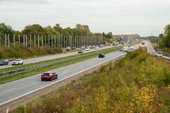 Støjskærmen skal dæmpe støjen for de naboer, der bor tæt på E20 Vestmotorvejen i Benløse nord for Ringsted.
