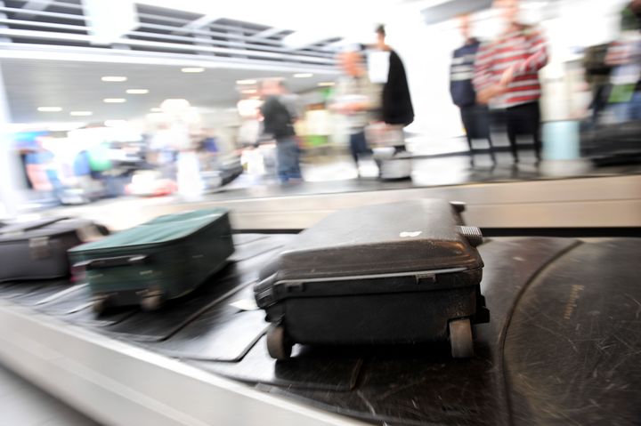 Mange er ikke klar over, hvordan de er hjulpet af rejseforsikringen, hvis bagagen er forsinket på flyrejsen.