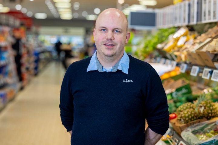Esbjergenseren Michael Glud er fra den 14. marts parat til som butikschef at stå i spidsen for Lidls nye butik på Tarphagevej 11 i Esbjerg.