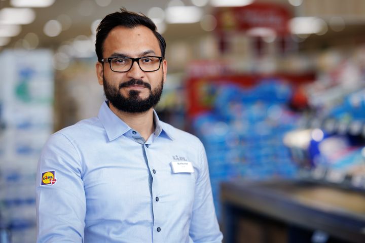 Butikschef for den kommende Lidl i Albertslund, Sameer Nazir, er en erfaren herre. Han har været i dagligvarebranchen hele sit arbejdsliv.