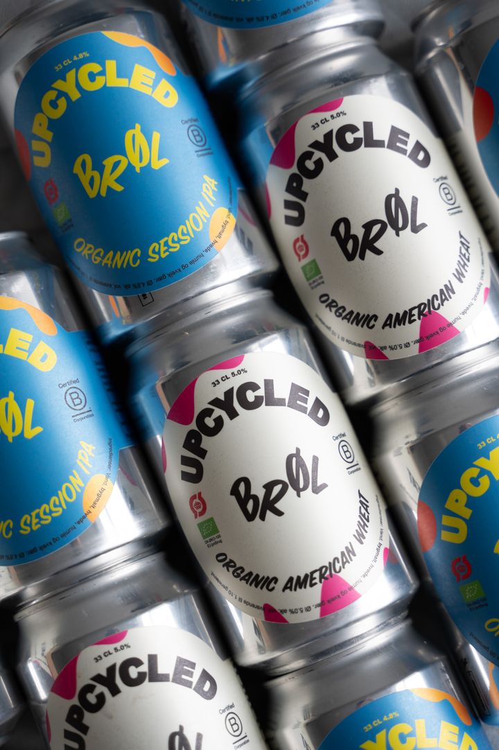 Det danske startup BRØL, som brygger øl af overskudsbrød, blev i maj måned udvalgt i Lidl Innovate-forløbet på grund af deres innovative tilgang til at genanvende fødevarer uden at gå på kompromis med hverken smag eller kvalitet. Nu er to af deres øl på hylderne i alle Lidls butikker.