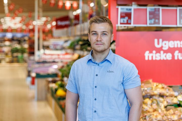 Torsdag den 25. september åbner Lidl en ny butik på Gugvej 189 i Aalborg SØ. Nikolaj Jensen har i flere år ledet Lidl i Hjørring, og nu får han ansvaret for at drive en ny og moderne butik i Gug.